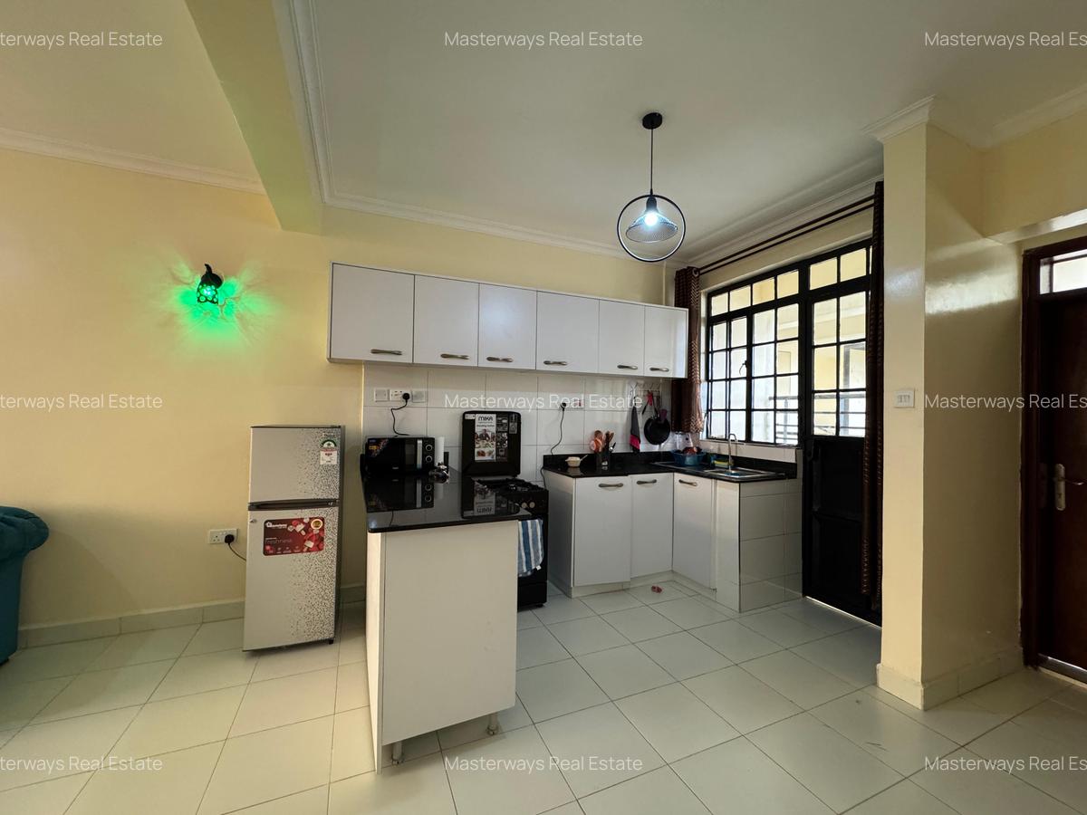 Serviced 2 Bed Apartment with En Suite at Hilltop - 3