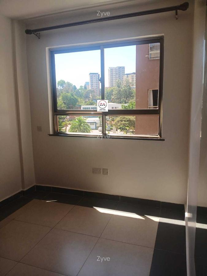 2 Bed Apartment with En Suite at Lavington - 13