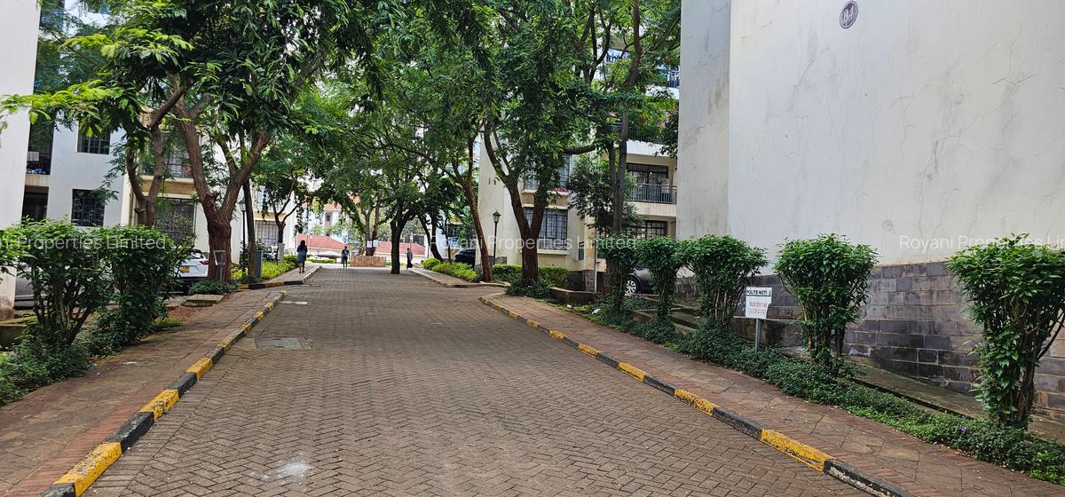 3 Bed Apartment with Swimming Pool in Kahawa West - 19