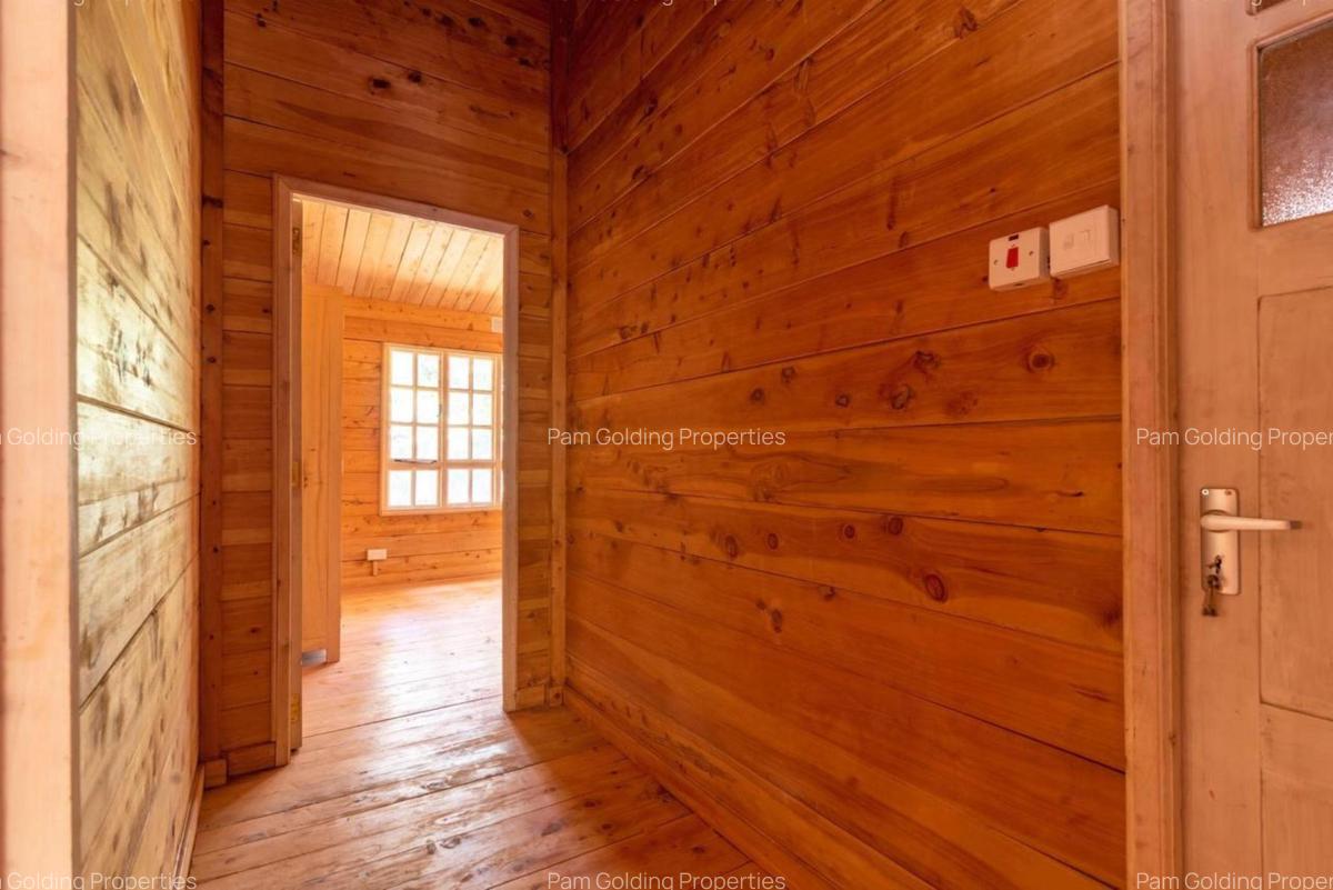 2 Bed House with En Suite in Karen - 15