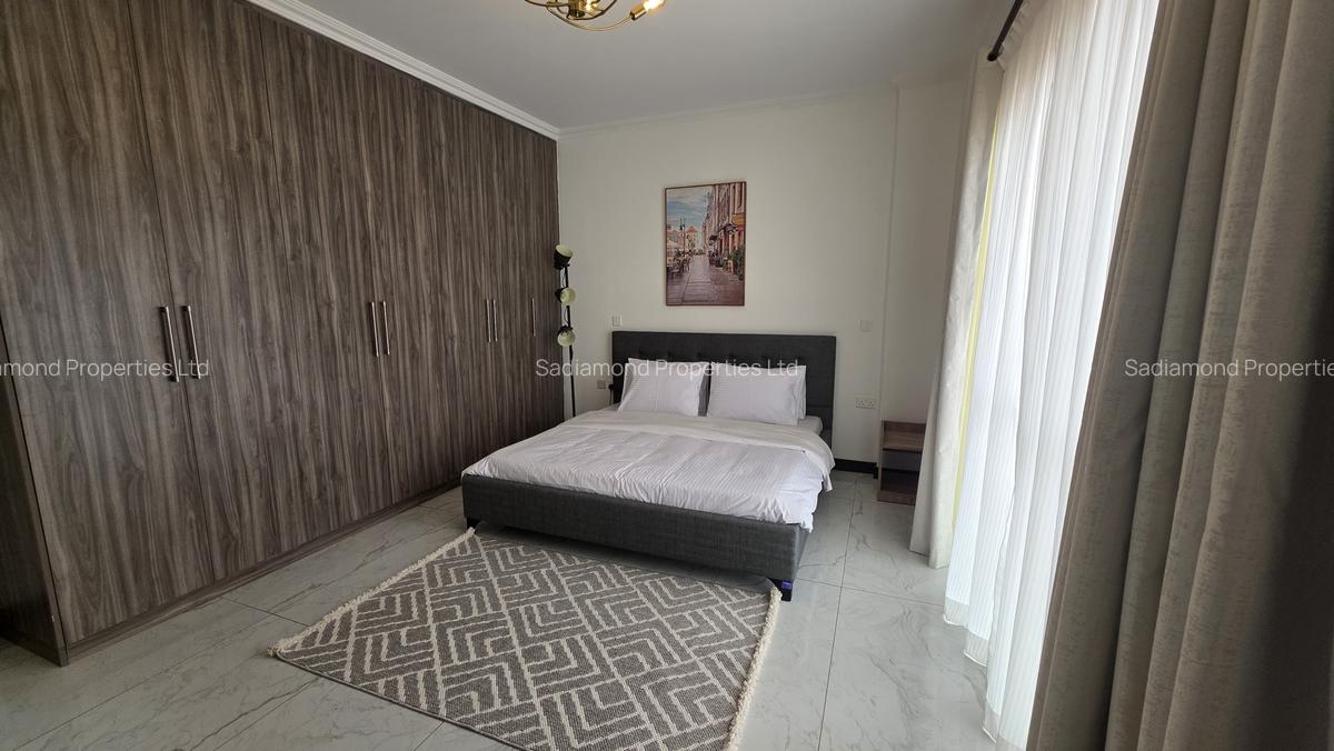 Furnished 2 Bed Apartment with En Suite in Brookside - 6