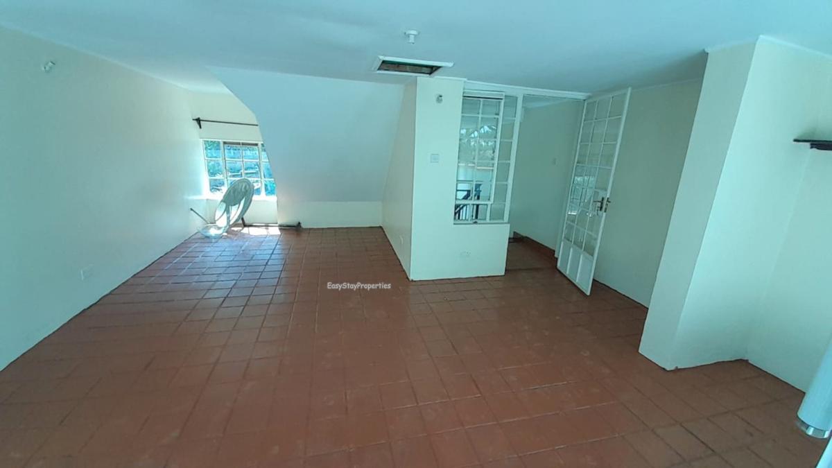 2 Bed Apartment with En Suite in Westlands Area - 3