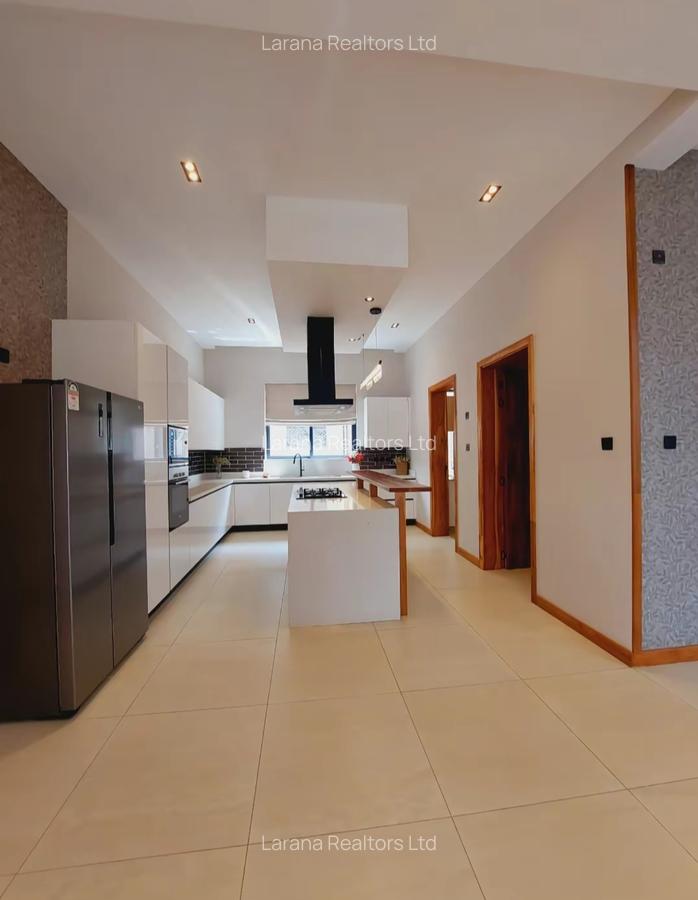 4 Bed House with En Suite in Loresho - 12