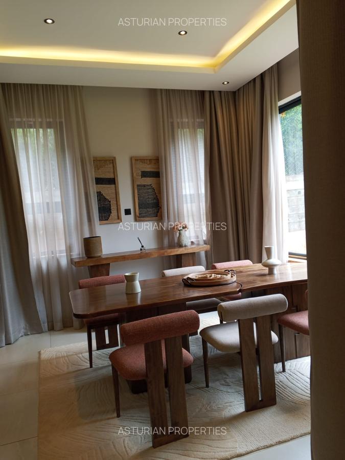 4 Bed Townhouse with En Suite in Westlands Area - 11