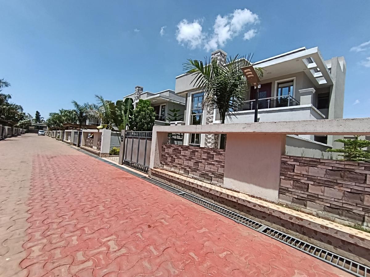 5 Bed House with En Suite at Thika Road - 1