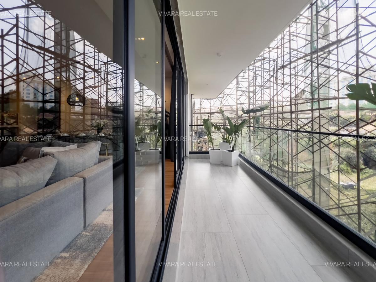 1 Bed Apartment with Swimming Pool in Riverside - 19