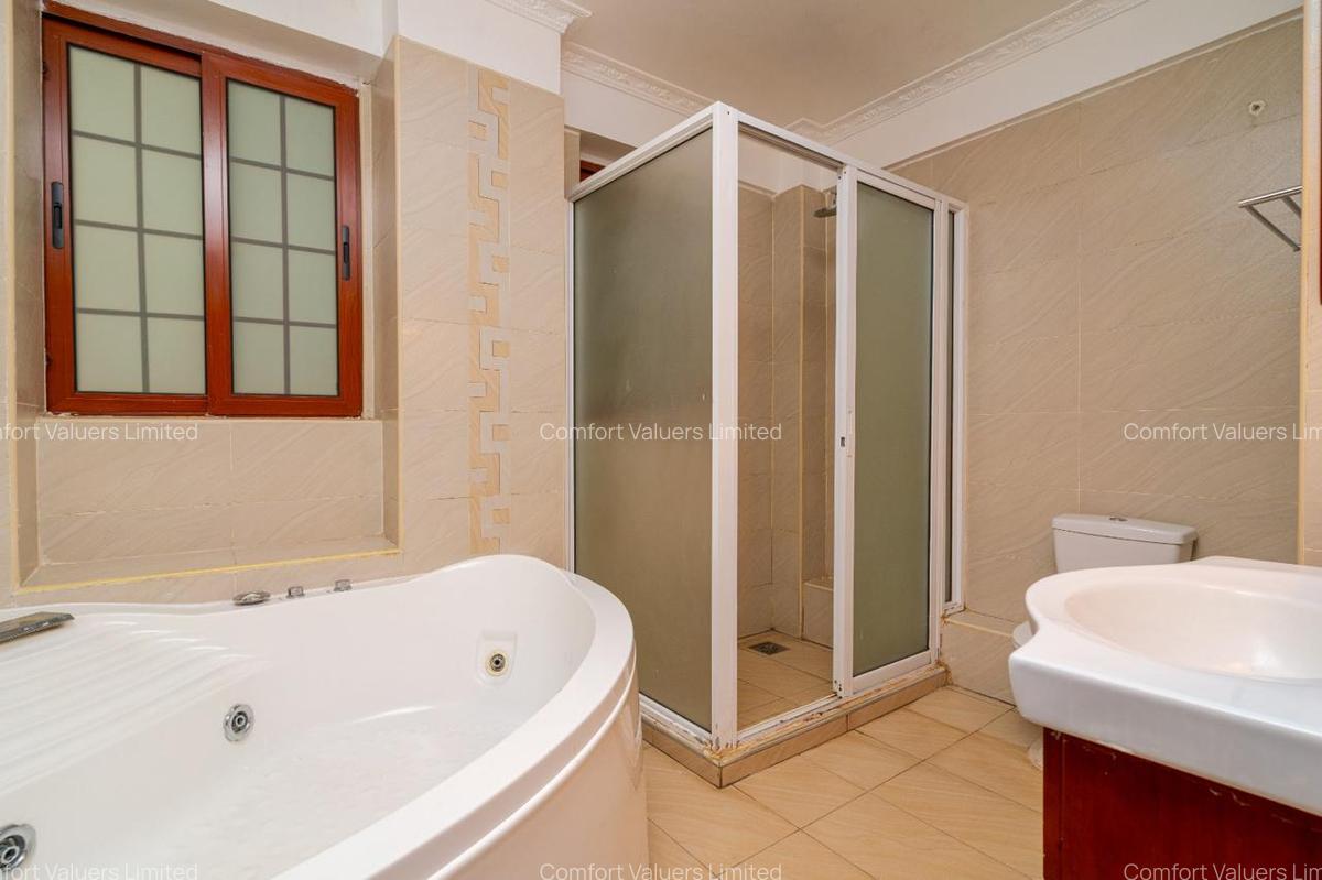 Serviced 4 Bed Apartment with En Suite at Lenana Road - 9