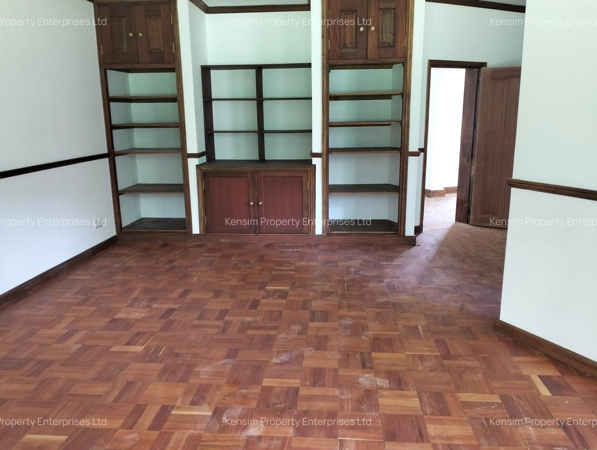 5 Bed House with En Suite in Kitisuru - 15