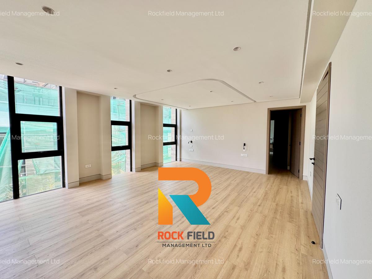 5 Bed Apartment with En Suite at Grevillea Grove - 11