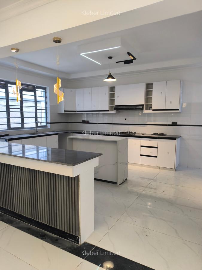 4 Bed House with En Suite in Ruiru - 6