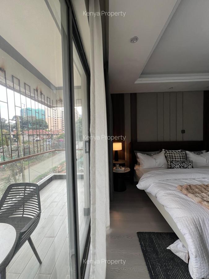 2 Bed Apartment with En Suite at Lavington - 14