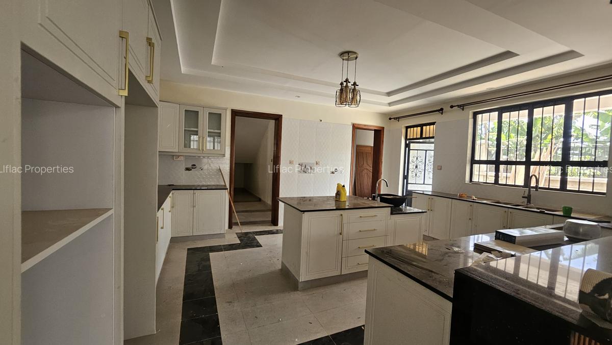 5 Bed Townhouse in Kiambu Road - 7