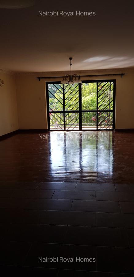 4 Bed Apartment with En Suite at Valley Arcade - 14