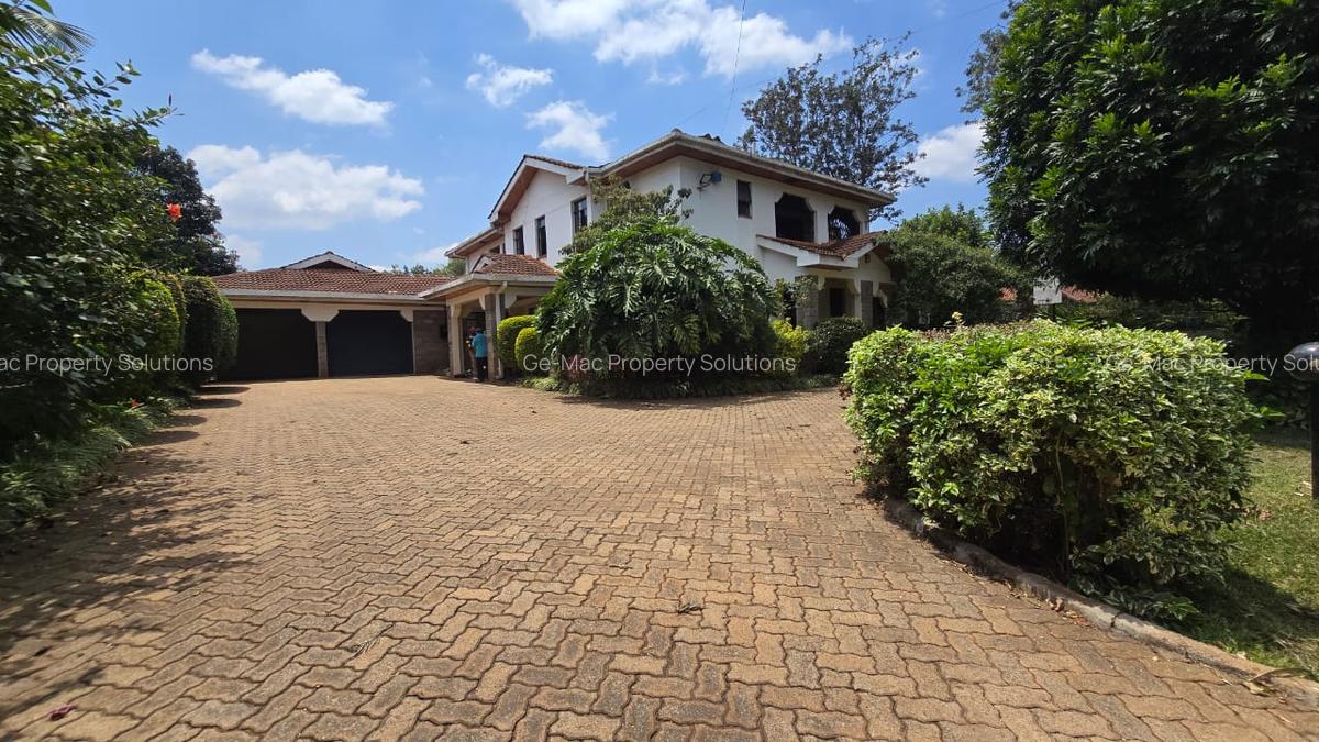 4 Bed House with En Suite in Runda - 1