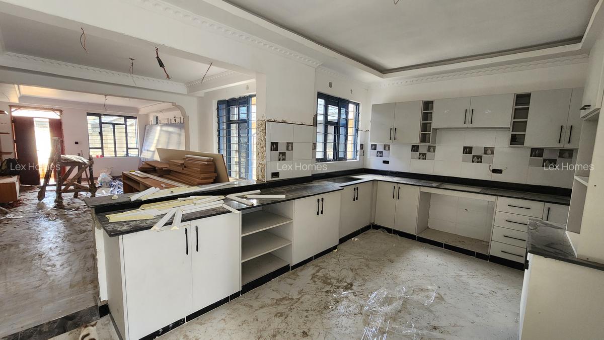 3 Bed House with En Suite at Rimpa - 8