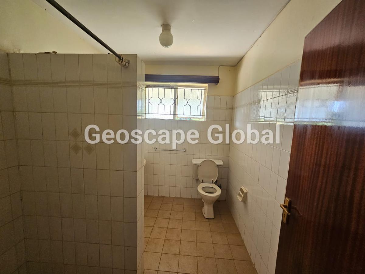 5 Bed House with En Suite in Gigiri - 15