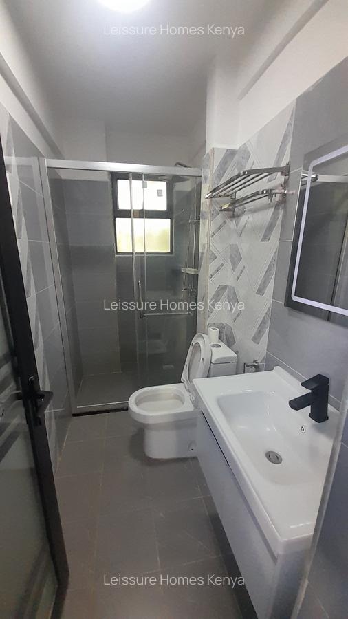 2 Bed Apartment with En Suite at Hatheru Road - 10