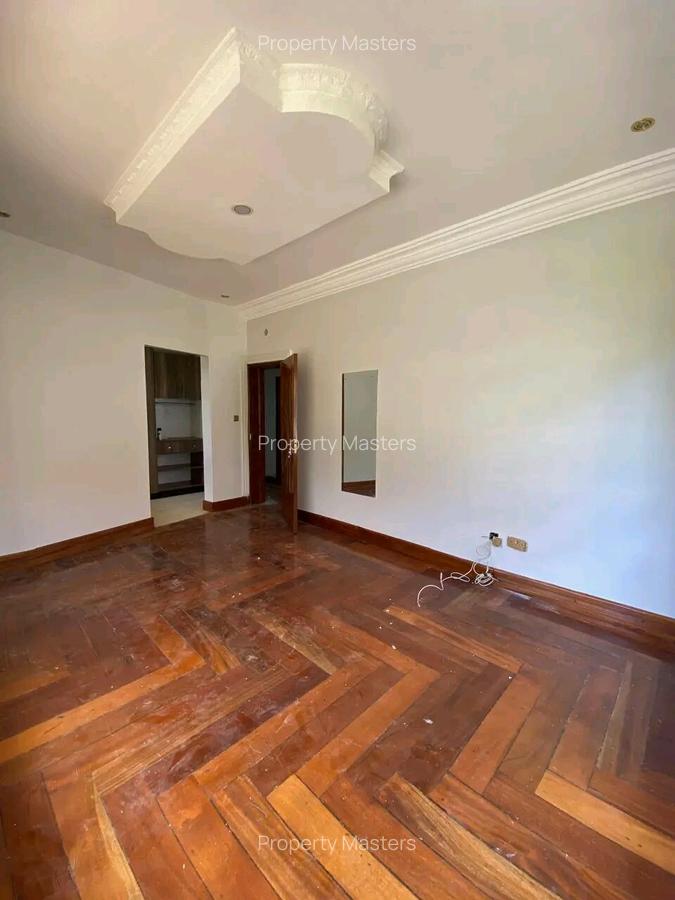 4 Bed Villa with En Suite at Njathaini Road - 2