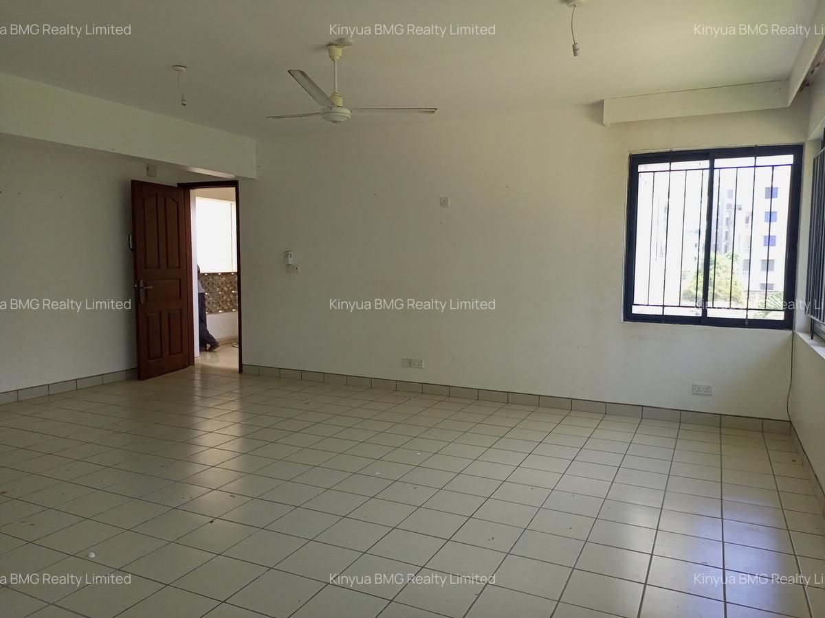 3 Bed Apartment with En Suite in Nyali Area - 8