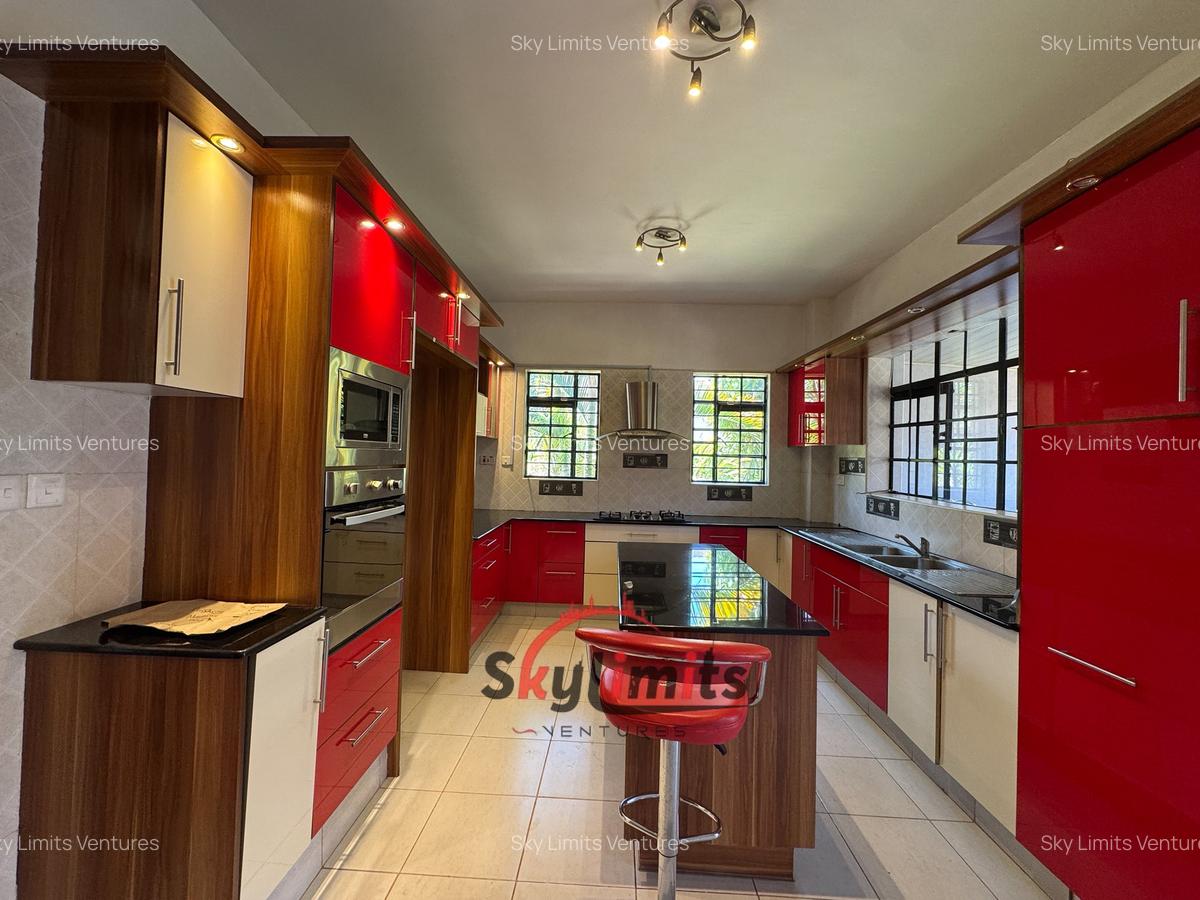 4 Bed Townhouse with En Suite at Kitisuru Rd - 5