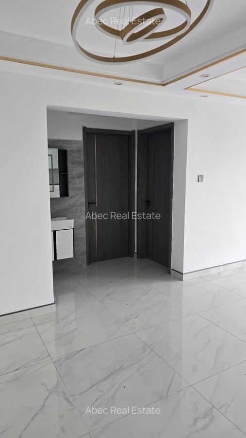 2 Bed Apartment with En Suite in Kilimani - 4