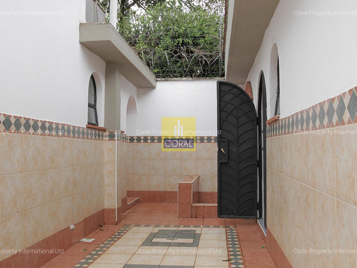 5 Bed House in Gigiri - 14