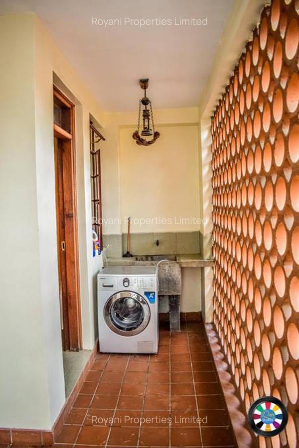 Furnished 4 Bed Apartment with En Suite in Riverside - 7