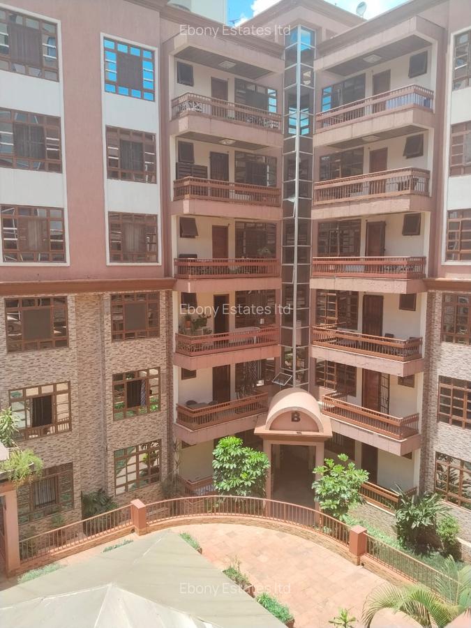 4 Bed Apartment with En Suite in Lavington - 1