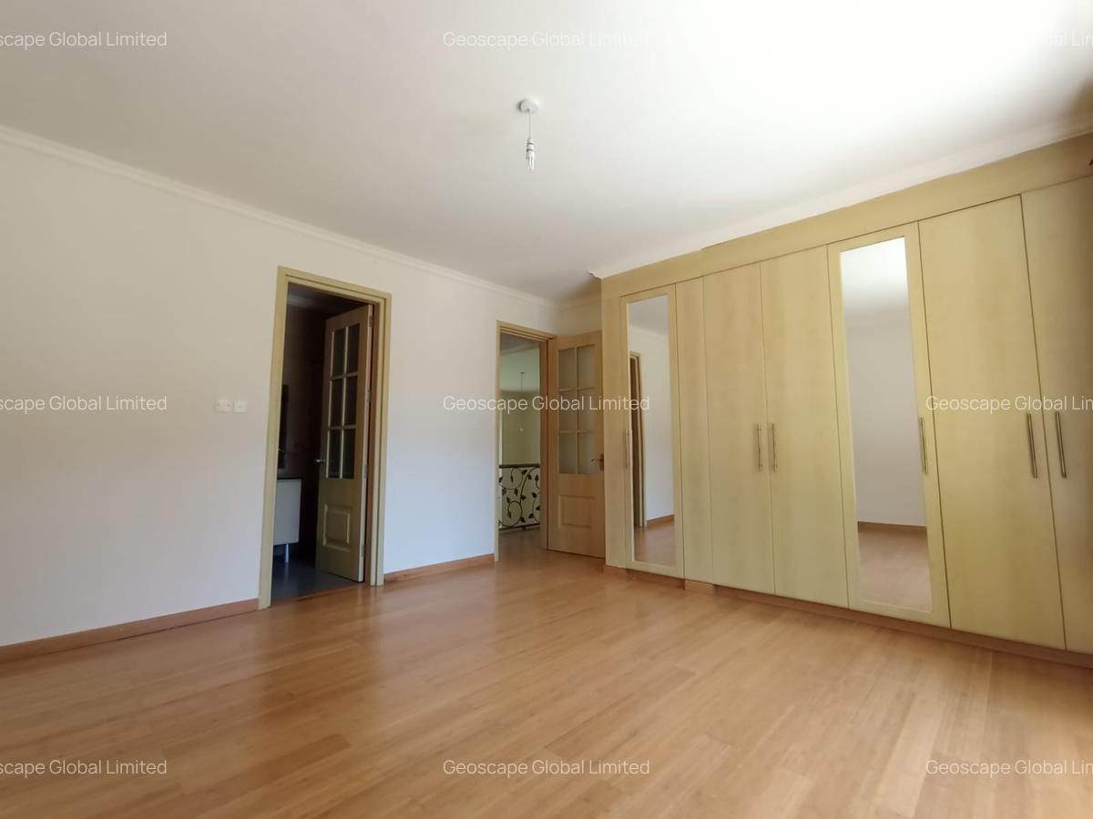 4 Bed House with En Suite in Karen - 6