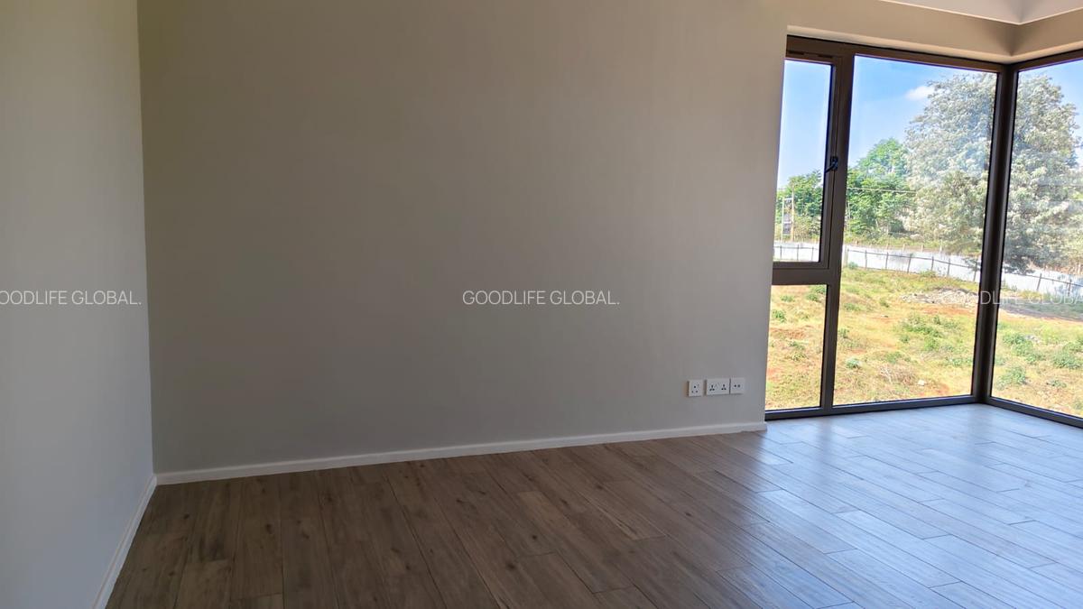 Furnished 3 Bed Apartment with En Suite at Nyari - 13