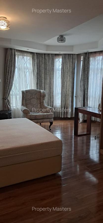 3 Bed Apartment with En Suite at Rose Avenue - 9