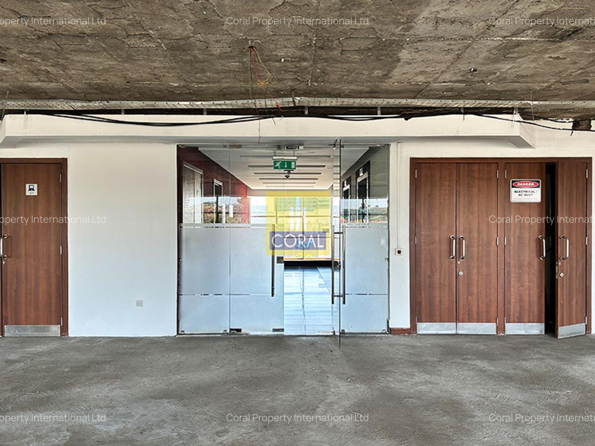 Office in Westlands Area - 11