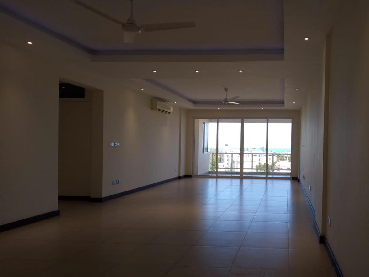 3 Bed Apartment with En Suite in Nyali Area - 2