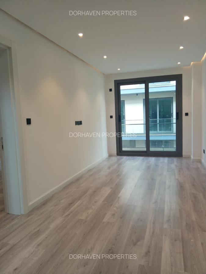 5 Bed Apartment with En Suite at Lavington - 8