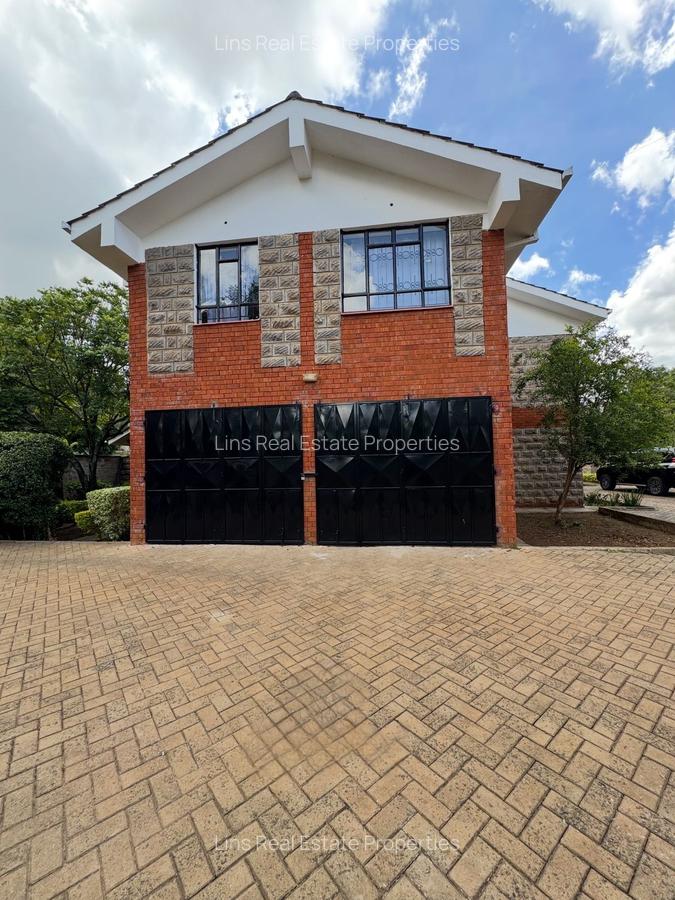 5 Bed House with En Suite in Runda - 9