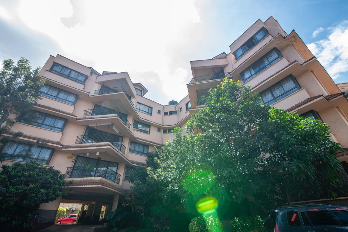 3 Bed Apartment with En Suite in Westlands Area - 1