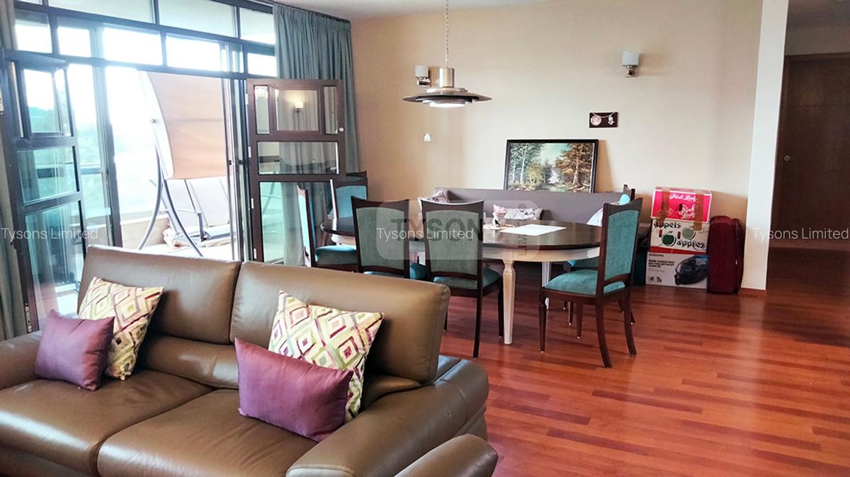 3 Bed Apartment with En Suite in Parklands - 3