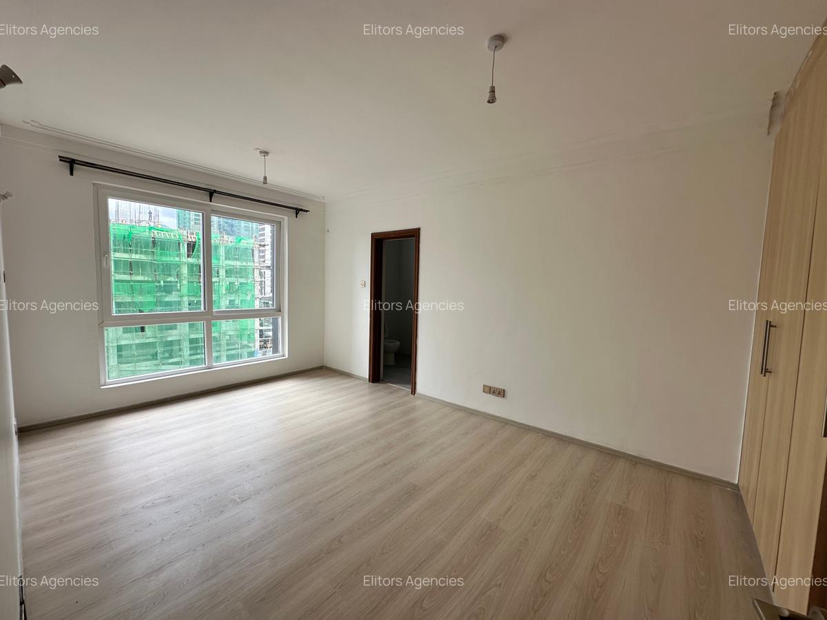 3 Bed Apartment with En Suite at Sports Road - 15