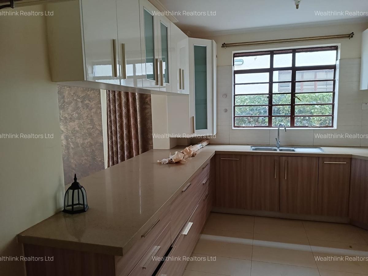 4 Bed Townhouse with En Suite at Runda Ridge Homes - 3