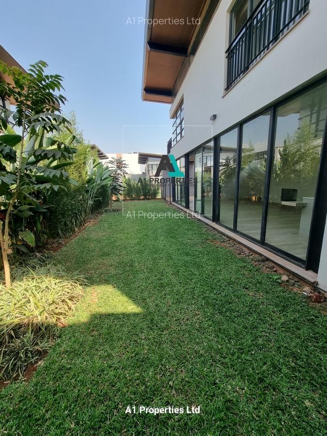 3 Bed Townhouse with En Suite in Runda - 1