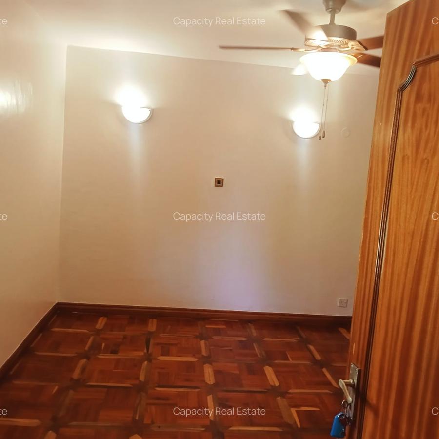 4 Bed Villa with En Suite in Runda - 9