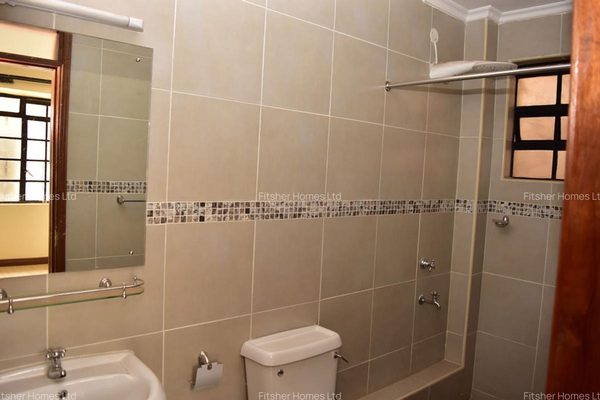 3 Bed Apartment with En Suite in Kiambu Road - 4