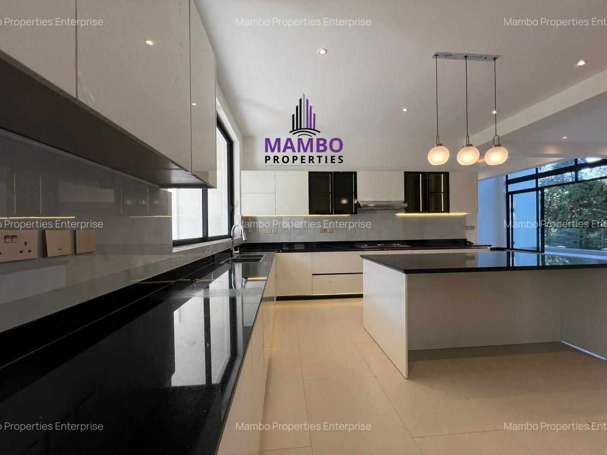 6 Bed Townhouse with En Suite at Peponi Rd - 16