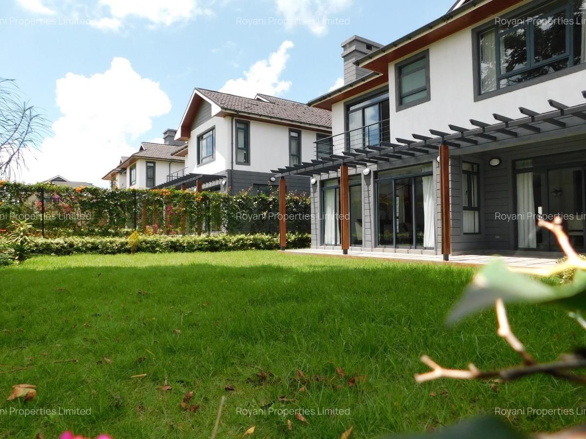 4 Bed Townhouse with En Suite at Five Star Paradise - 19