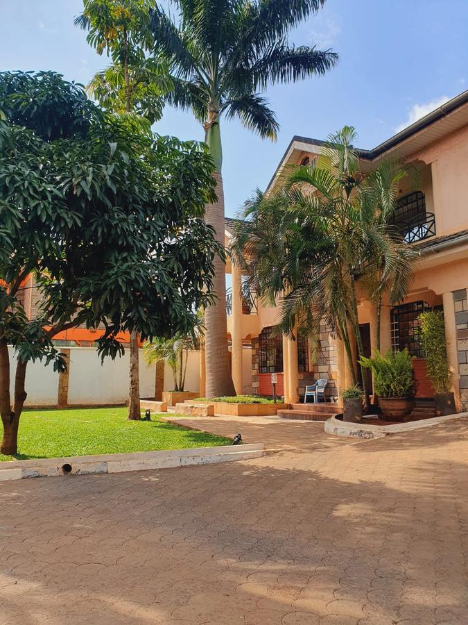 4 Bed Townhouse with En Suite in Juja - 2