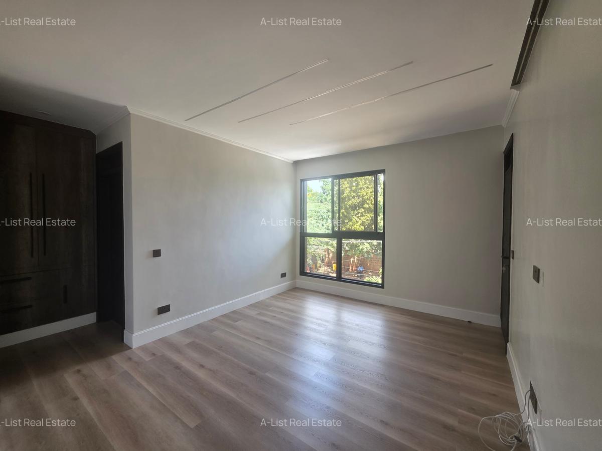 3 Bed Townhouse with En Suite in Gigiri - 8