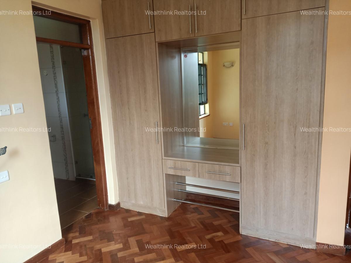 4 Bed Townhouse with En Suite at Runda - 12