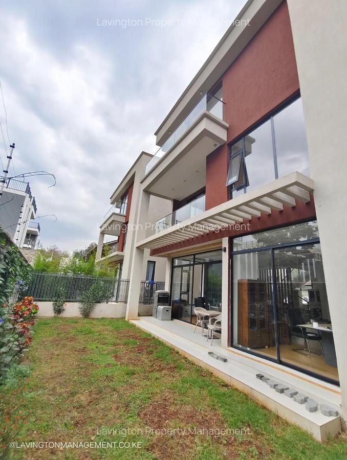 5 Bed Townhouse with En Suite at Lavington Green - 20