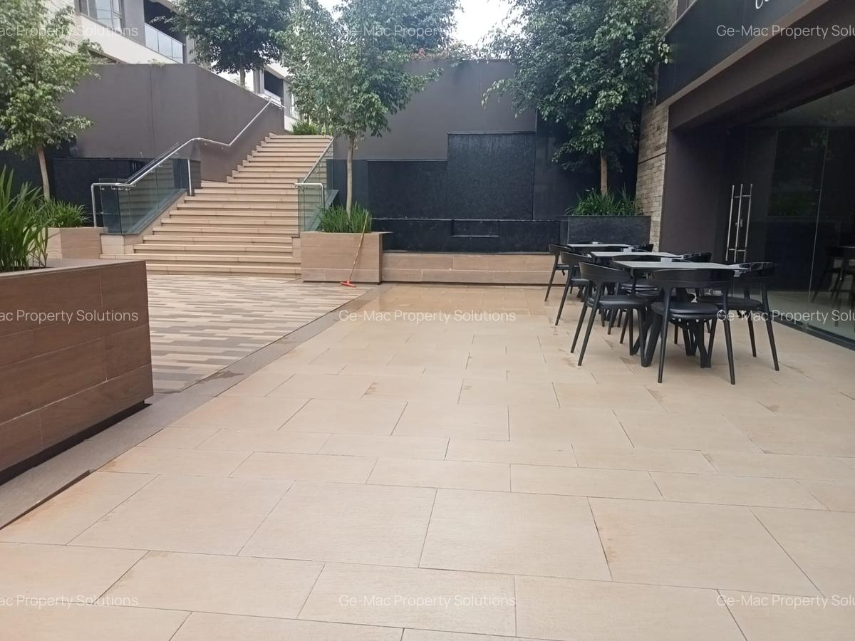 2 Bed Apartment with En Suite in Rosslyn - 5