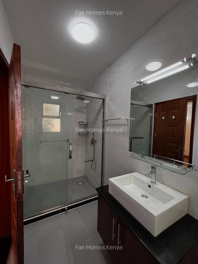 5 Bed Townhouse with En Suite at Chalbi Drive - 10